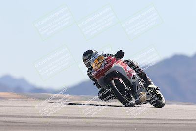 media/Oct-30-2025-Racers Edge (Thu) [[dabbdaf680]]/3-B Group/Session 4 Turn 9/